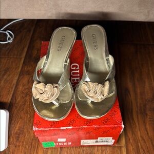 Guess muted Gold platform dress up flip flops